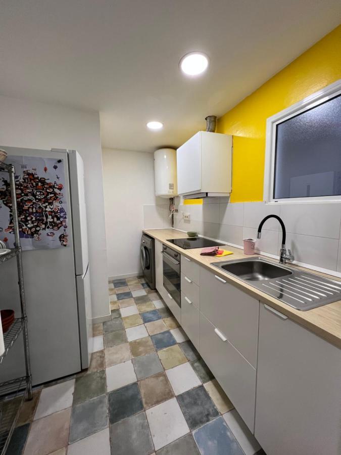 Alojamiento Con Encanto En Planta Superior Ideal Para Trabajo Y Escapadas Familiares En Montserrat Esparraguera Luaran gambar