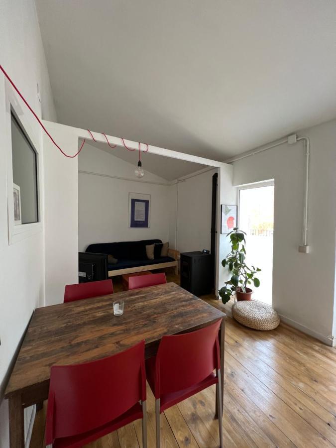 Alojamiento Con Encanto En Planta Superior Ideal Para Trabajo Y Escapadas Familiares En Montserrat Esparraguera Luaran gambar