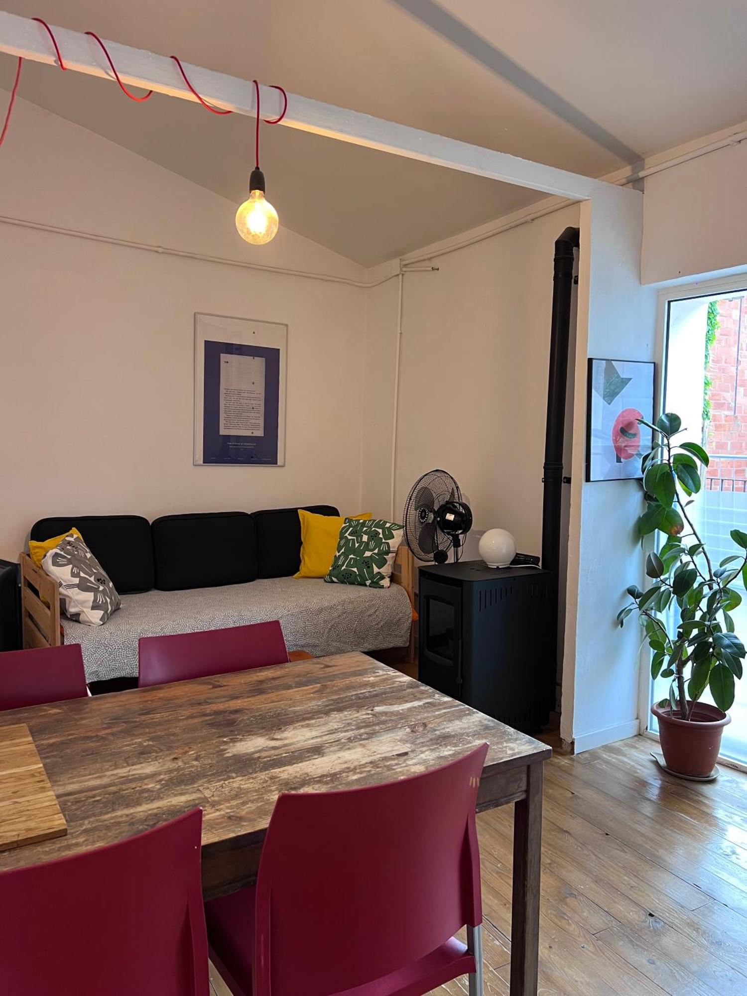 Alojamiento Con Encanto En Planta Superior Ideal Para Trabajo Y Escapadas Familiares En Montserrat Esparraguera Luaran gambar